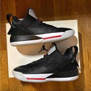 Air jordan 33 se black cement size 9.5